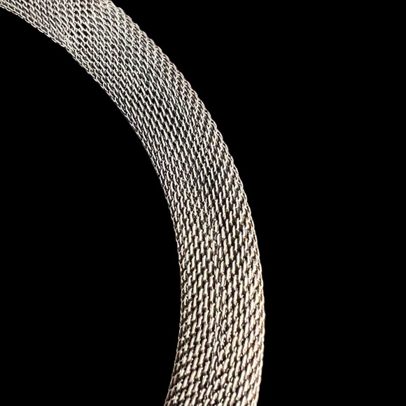 Round Pendant Necklace - Picture 8 of 11